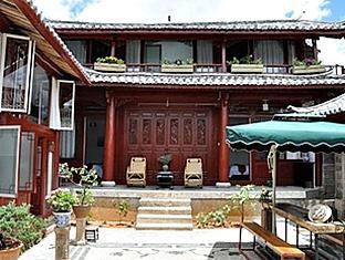 Free Cloud Guesthouse Lijiang  Buitenkant foto